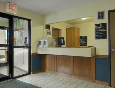 Motel Super 8 By Wyndham Urbandale/des Moines Area